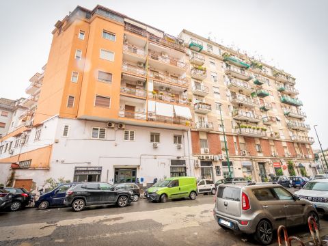 Via Generale Francesco Pignatelli, 16bis - Napoli