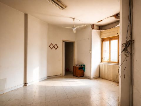 Via Tommaso Giovanni Blanch, 21 - Napoli