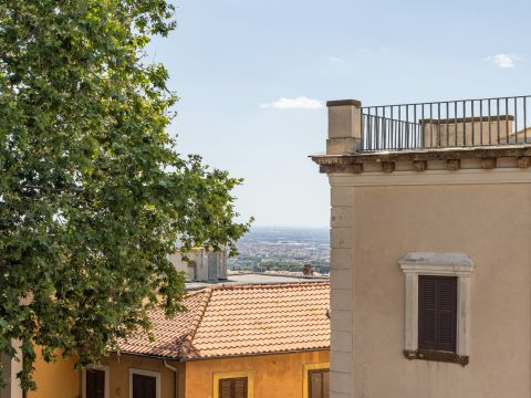 Piazza Paolo III, 19 - Frascati