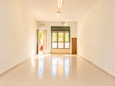 Via Torchiarolo, 43 - San Pietro Vernotico