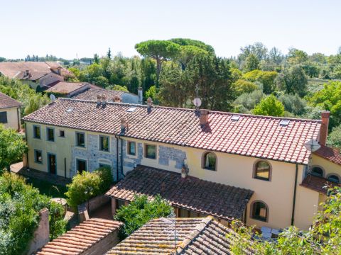 Via Aurelia, 298 - San Giuliano Terme
