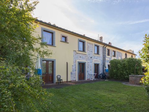 Via Aurelia, 298 - San Giuliano Terme