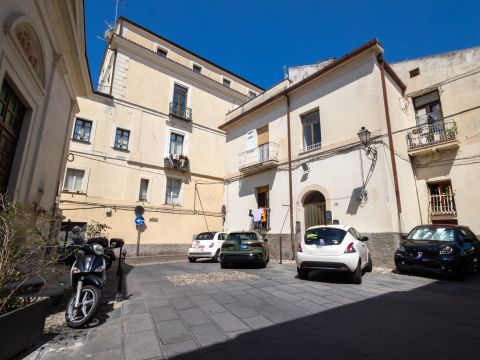 Via Montecorvino, 2 - Catanzaro