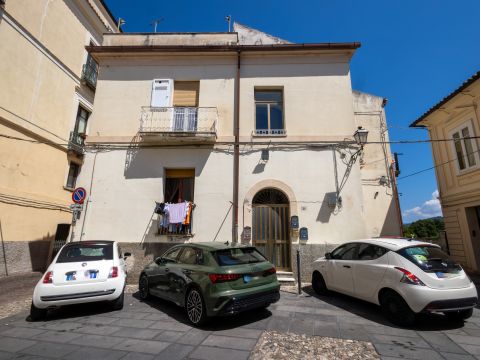 Via Montecorvino, 2 - Catanzaro