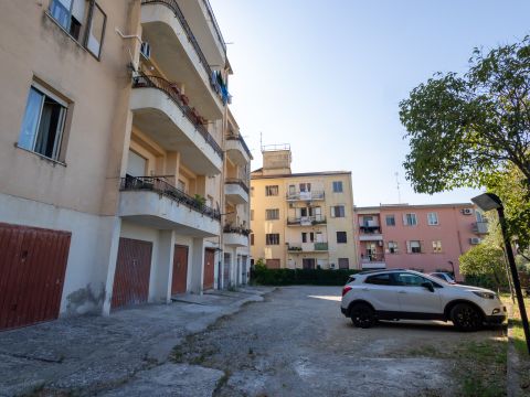 Via Eugenio de Riso, 28 - Catanzaro