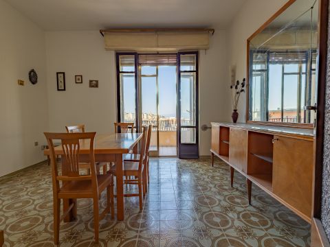 Via Eugenio de Riso, 28 - Catanzaro