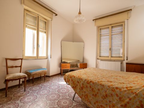 Via Eugenio de Riso, 28 - Catanzaro