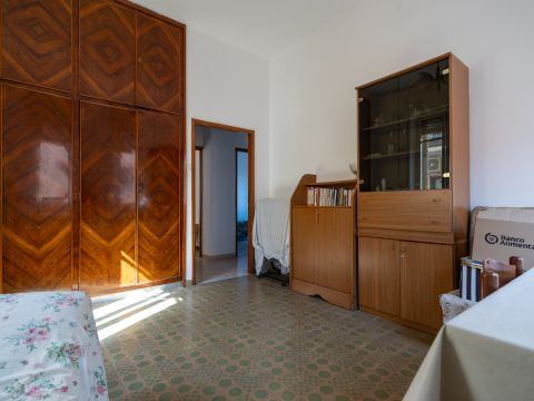 Via Eugenio de Riso, 28 - Catanzaro
