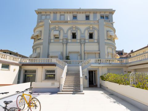 Viale Giosuè Carducci, 42/A - Viareggio