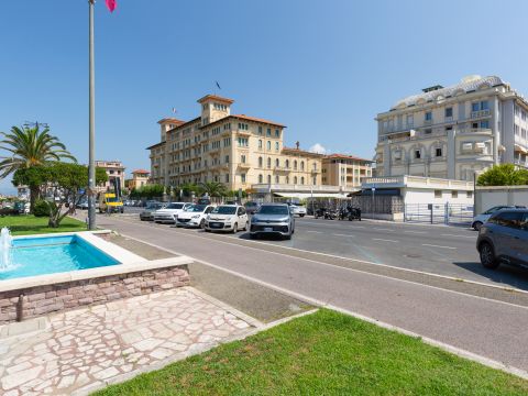 Viale Giosuè Carducci, 42/A - Viareggio