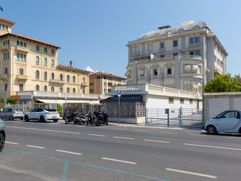 Viale Giosuè Carducci, 42/A - Viareggio