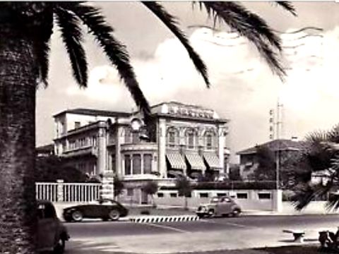 Viale Giosuè Carducci, 42/A - Viareggio