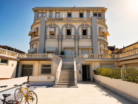 Viale Giosuè Carducci, 42/A - Viareggio