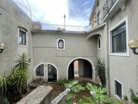 Via le Piazze, 27 - Giffoni Sei Casali