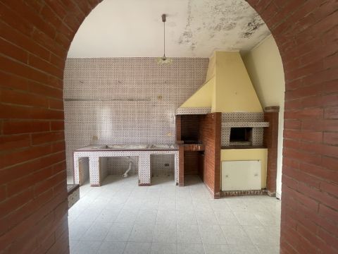 Via le Piazze, 27 - Giffoni Sei Casali