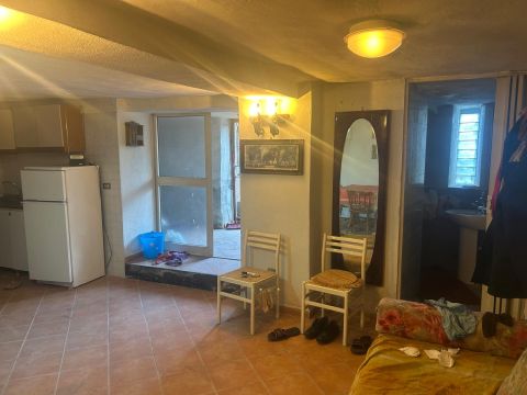 Via San Leonardo Zabatta, 15 - San Giuseppe Vesuviano