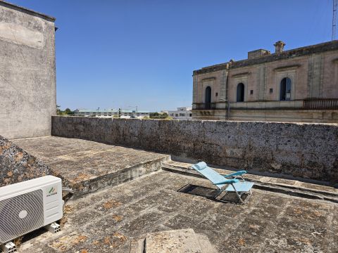 Via Caprarica, 11 - Martano