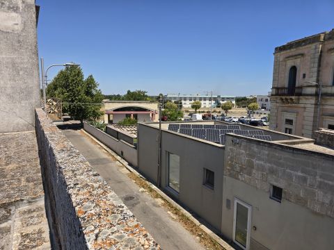 Via Caprarica, 11 - Martano