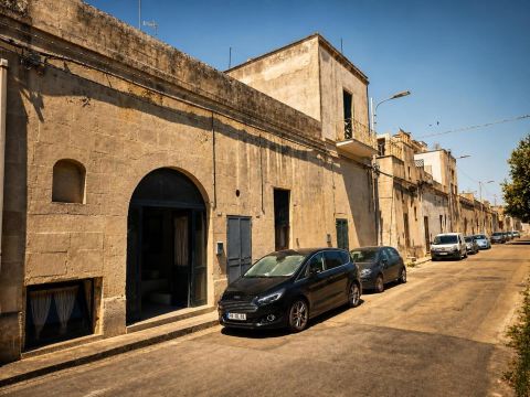 Via Caprarica, 11 - Martano