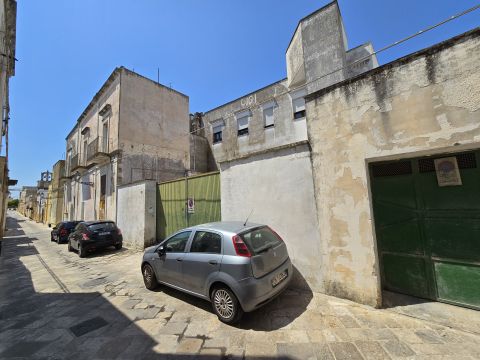Via Roma, 61 - Casarano