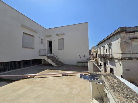 Via Roma, 61 - Casarano