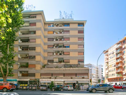 Via Oderisi da Gubbio, 62 - Roma