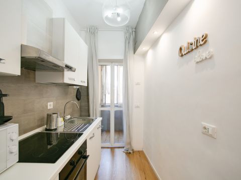 Via Oderisi da Gubbio, 62 - Roma