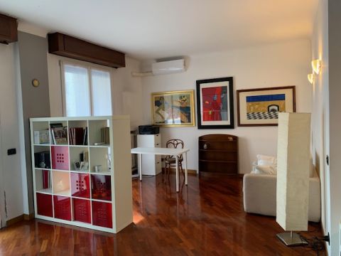 Via Emilio Morosini, 40 - Milano