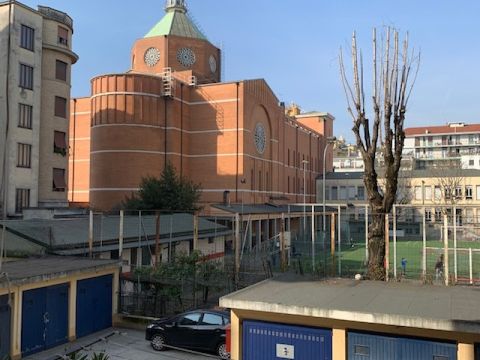 Via Emilio Morosini, 40 - Milano