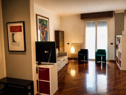 Via Emilio Morosini, 40 - Milano