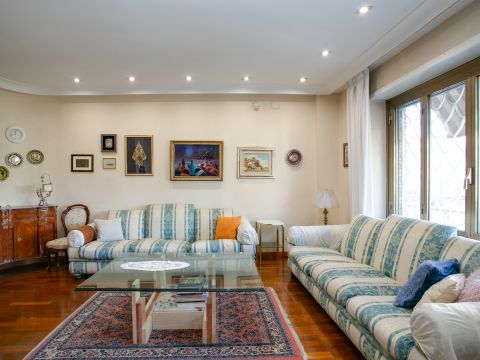 Via Guido Guinizelli, 86 - Roma