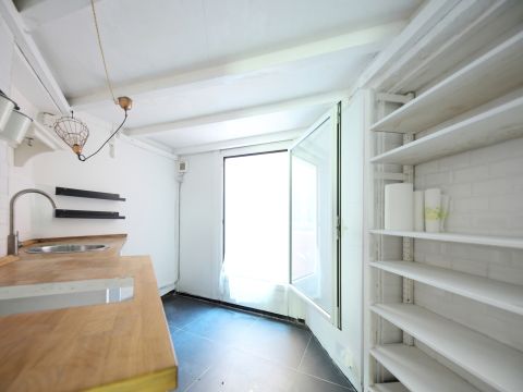 Via Chiaravagna, 108 R - Genova