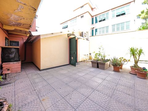 Via Chiaravagna, 108 R - Genova