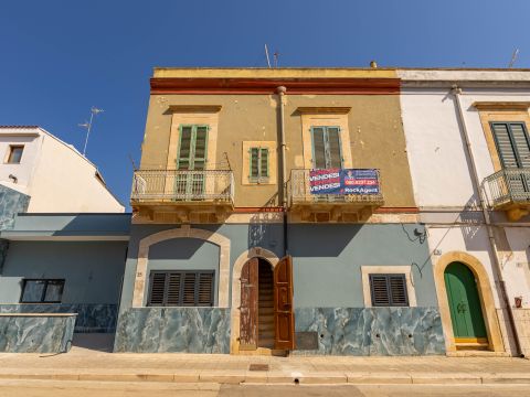 Via Lamarmora, 13 - Bitonto
