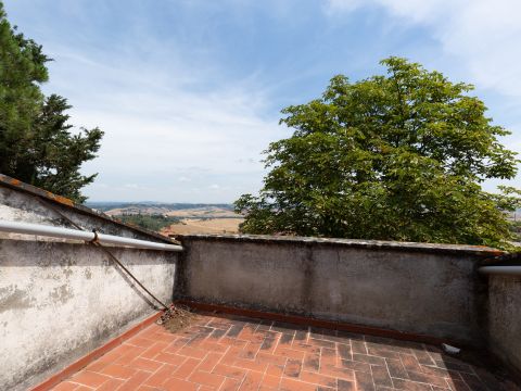 Via Poggio alla Pietra, 9 - Lajatico