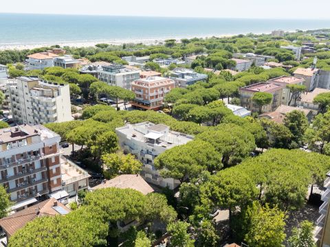 Viale Giunone, 14 - Cervia