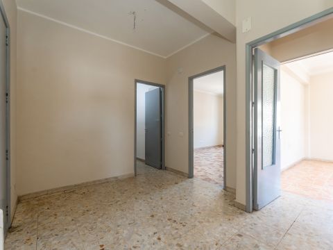 Via Costanza D'Aragona, 17 - Catania