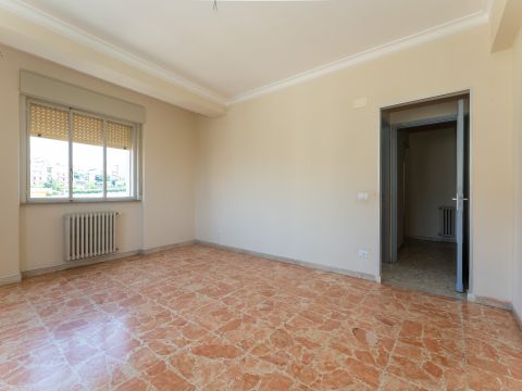 Via Costanza D'Aragona, 17 - Catania