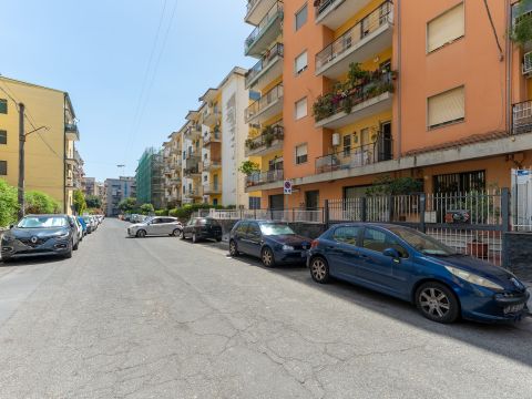 Via Costanza D'Aragona, 17 - Catania