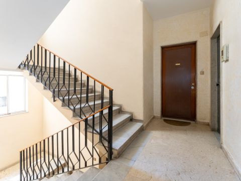Via Costanza D'Aragona, 17 - Catania