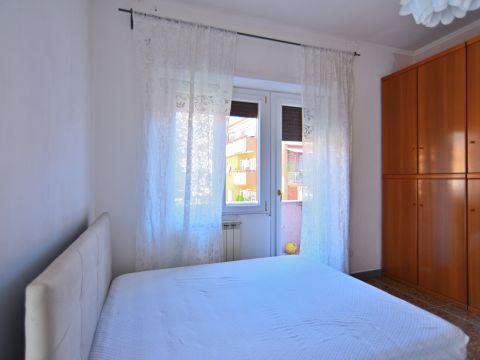 Via Giovanni Alfredo Cesareo, 22 - Roma