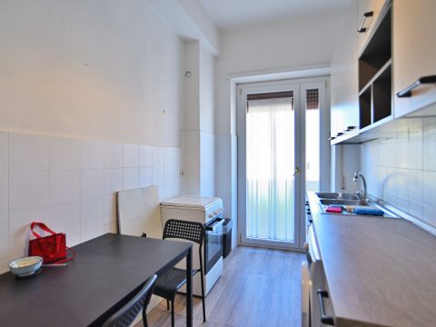 Via Giovanni Alfredo Cesareo, 22 - Roma