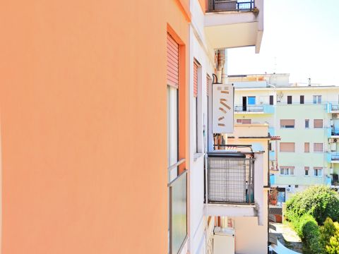 Via Giovanni Alfredo Cesareo, 22 - Roma