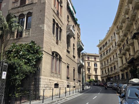 Via del Parco Margherita, 49 - Napoli