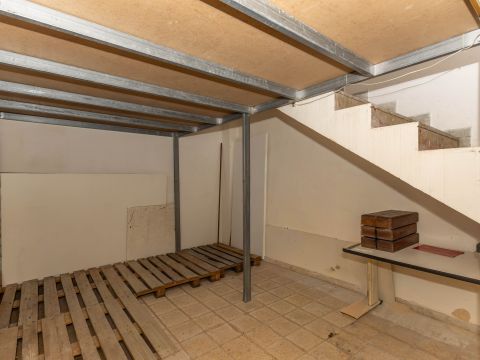 Via Giovanni Amendola, 107 - Bari