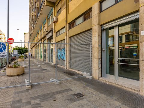 Via Giovanni Amendola, 107 - Bari