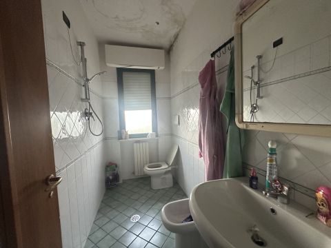 Via Scafa, 1 - Collecorvino