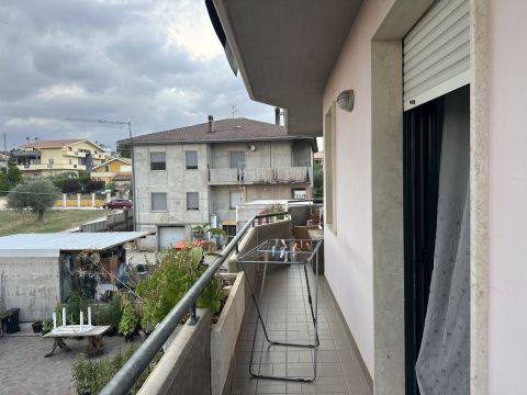 Via Scafa, 1 - Collecorvino