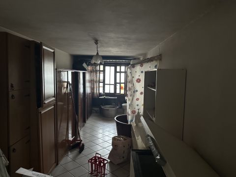 Via Scafa, 1 - Collecorvino