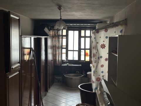 Via Scafa, 1 - Collecorvino